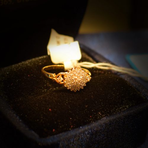 Gorgeous Gold Finger Ring