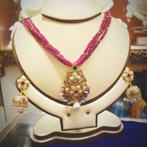 Pakistani Exclusive Jarwa Set