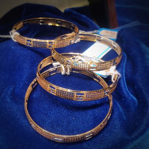 Simply Beautiful Dubai Chain 01